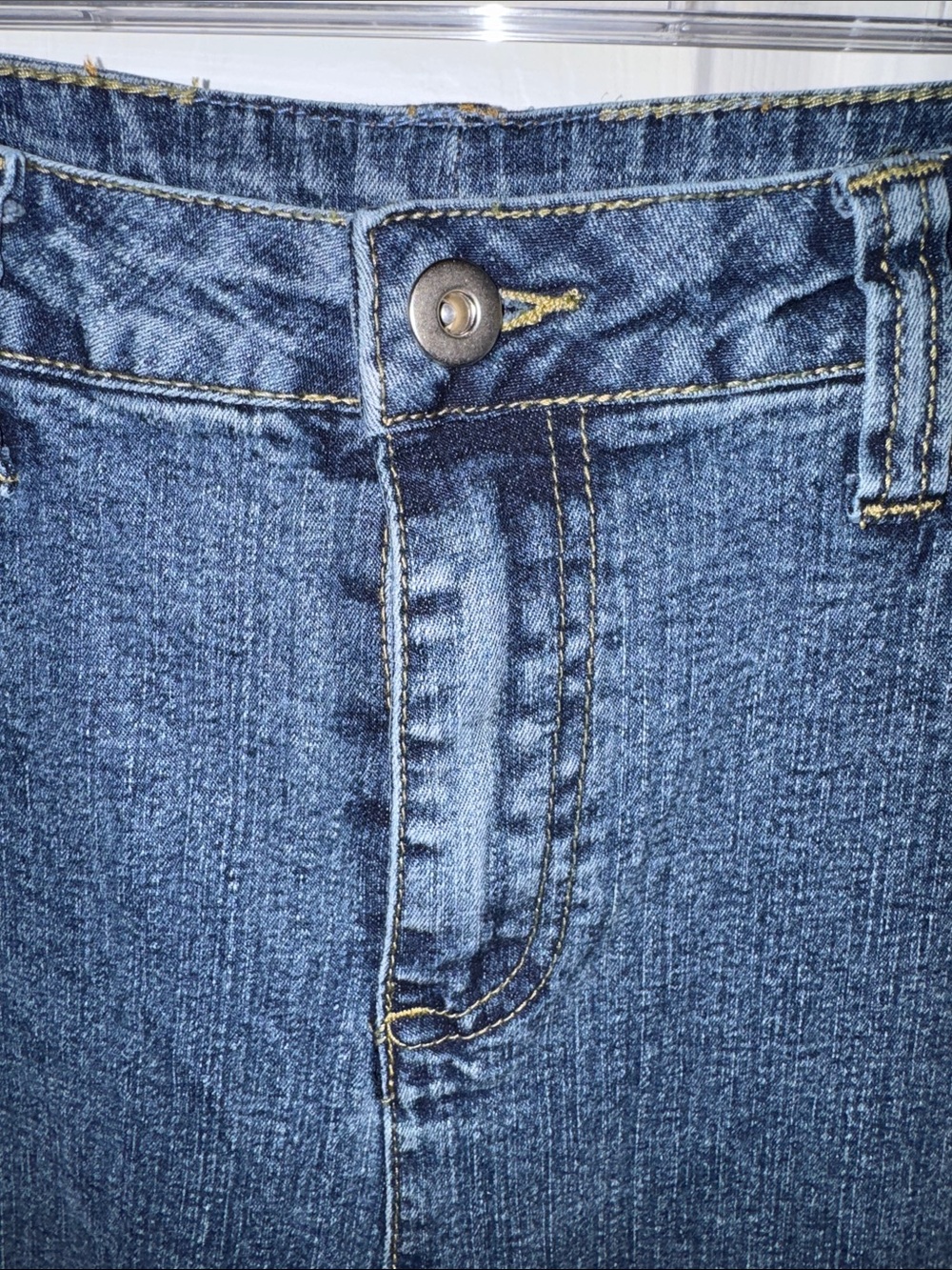 Women’s Dark Blue Jeans with lace inlay on left leg, EUC - Picture 3 of 4
